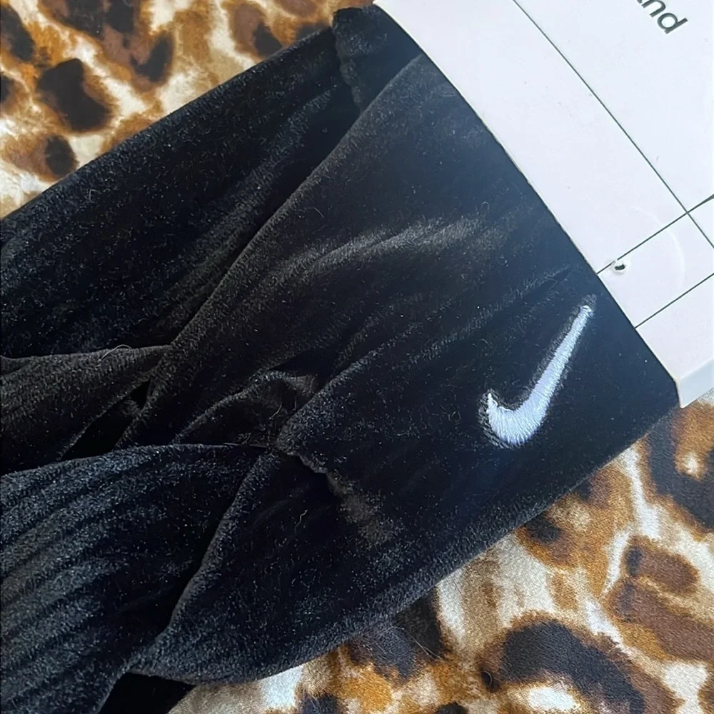 Brand New Nike Set of 3 Gym Workout Headbands Wraps Black Velvet Blue Hairbands
